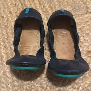 California Navy Blue Tieks